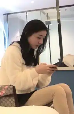 ดูหนังออนไลน์ฟรี มองแค่แวบเดียว ก็ใจละลาย
