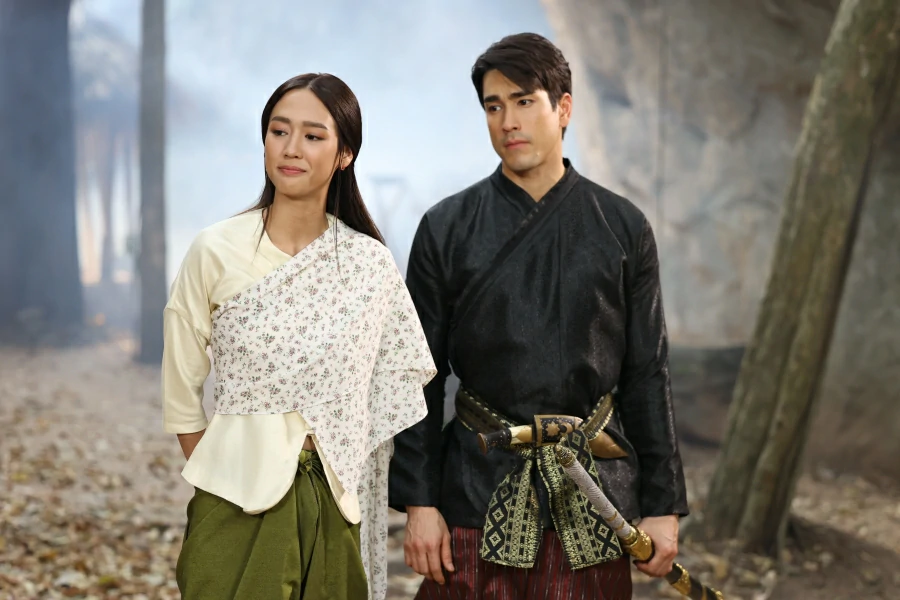 ใจขังเจ้า Captive Heart
